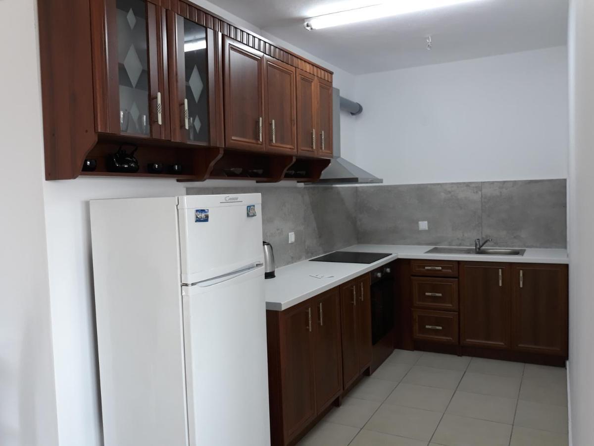 Apartment Ithakis Nea Iraklitsa ภายนอก รูปภาพ